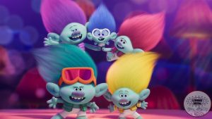 Trolls Band Together Curiga 14 Warna Layar Lebar