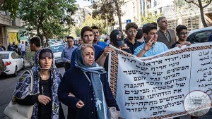 Israel Serang Penuh di Iran, 1000 Umat Yahudi Murka